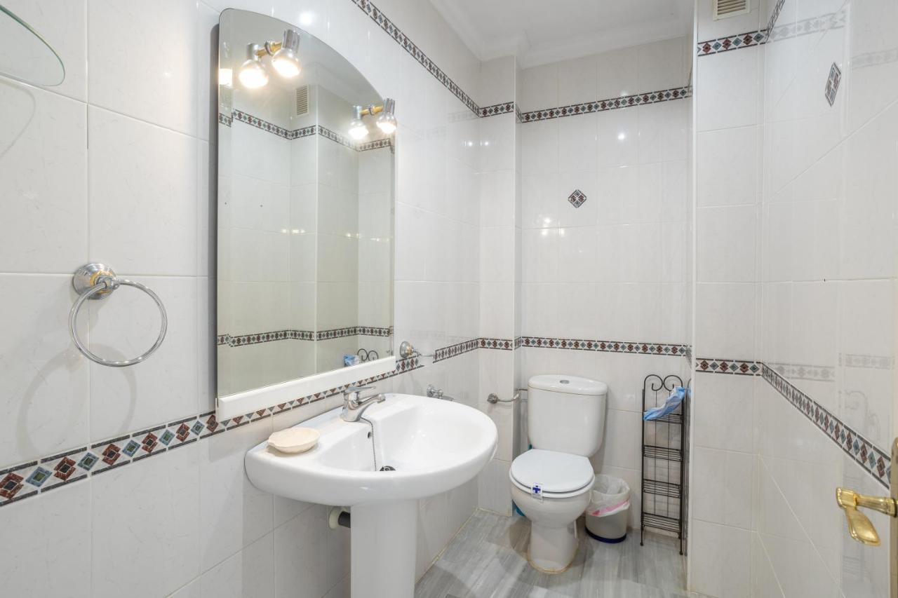 Las Flores 5 - Large Townhouse Nerja Extérieur photo
