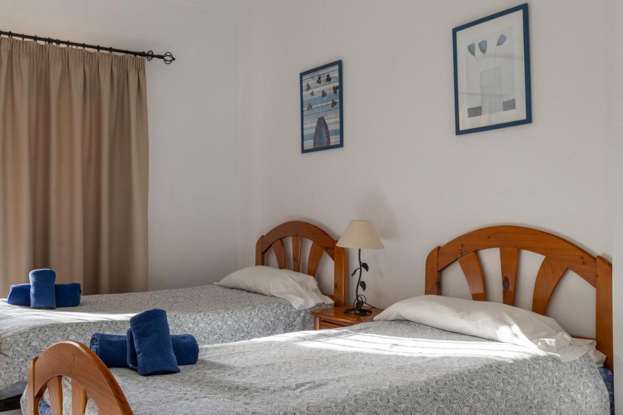 Las Flores 5 - Large Townhouse Nerja Extérieur photo