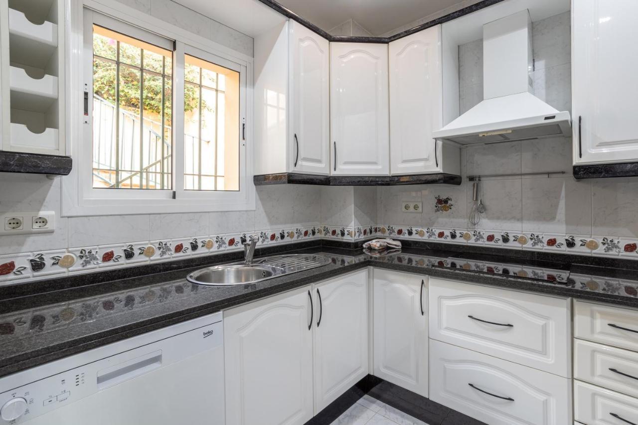 Las Flores 5 - Large Townhouse Nerja Extérieur photo