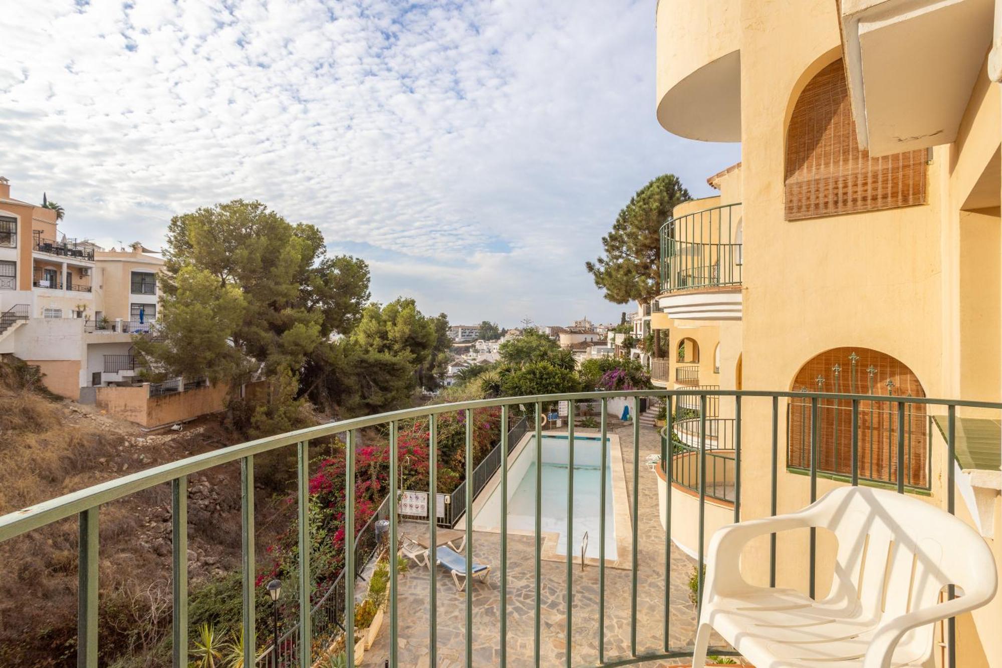 Las Flores 5 - Large Townhouse Nerja Extérieur photo